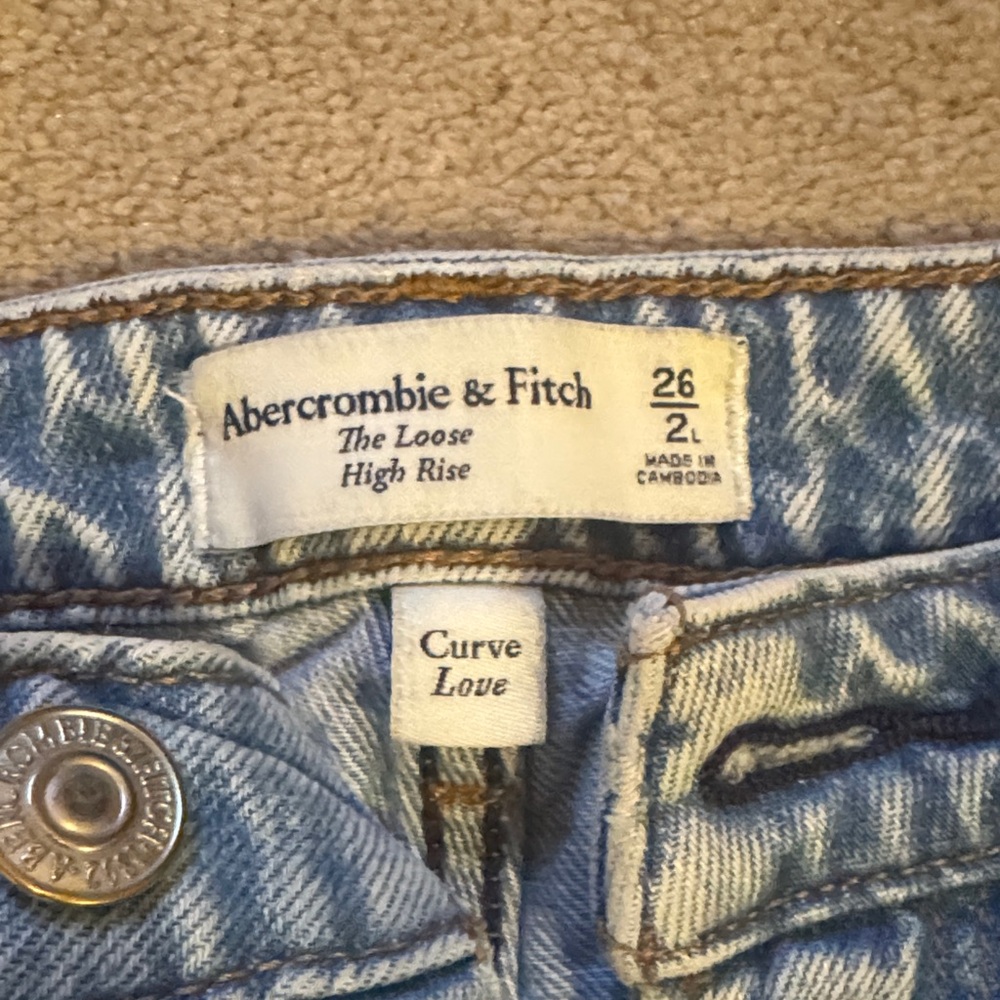 Abercrombie & Fitch The Loose High Rise